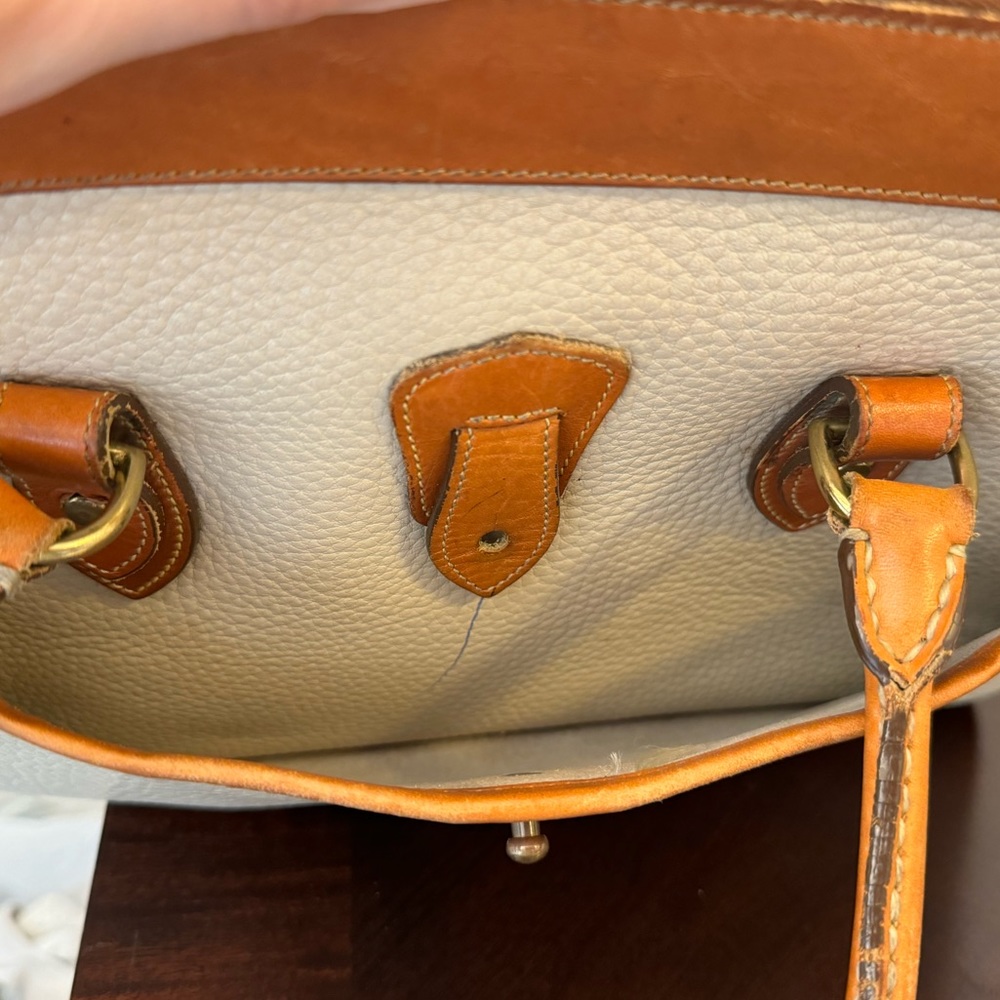 Vintage Dooney & Bourke Pebbled Leather Purse - Picture 8 of 9